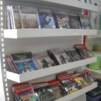 Magazine Racks 02